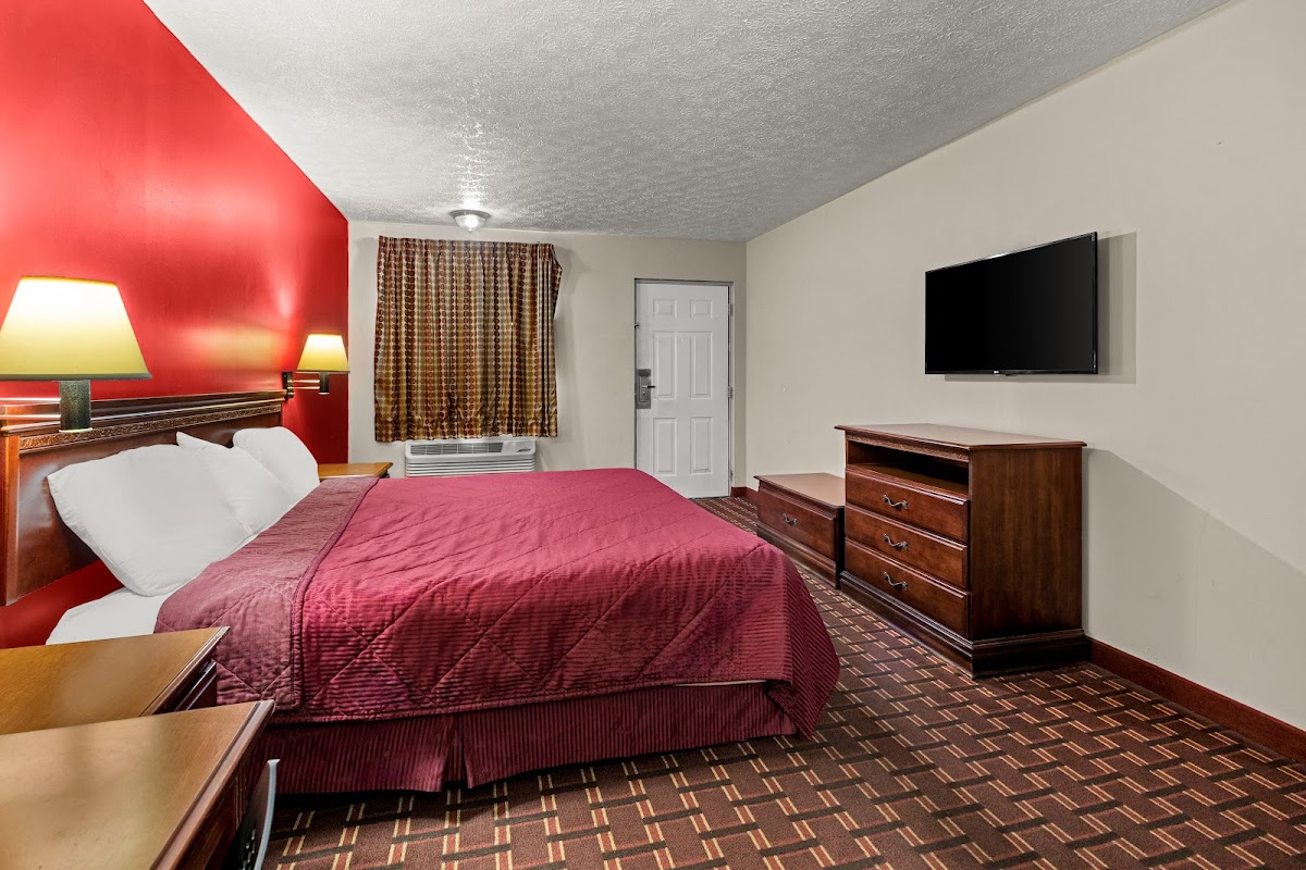 Rodeway Inn photo 2