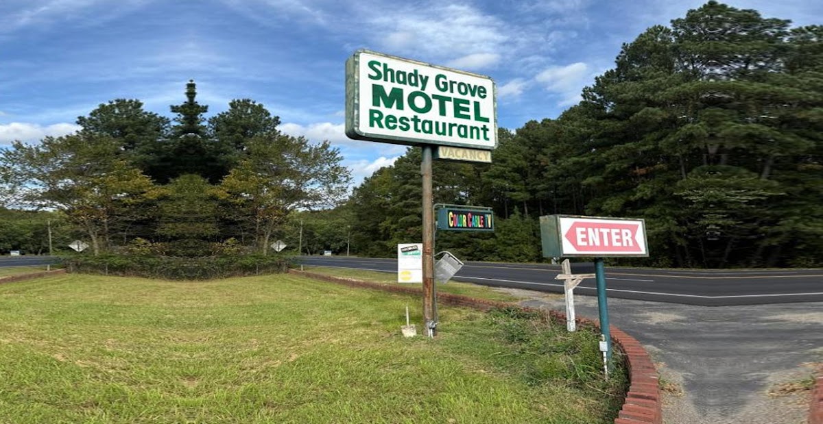 Shady Grove Motel & Restaurant