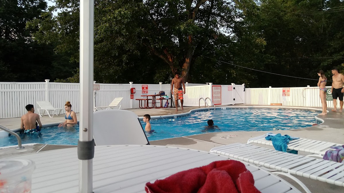 Red Roof Inn Neptune - Jersey Shore photo 3