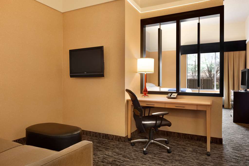DoubleTree by Hilton Hotel Oklahoma City Airport photo 2