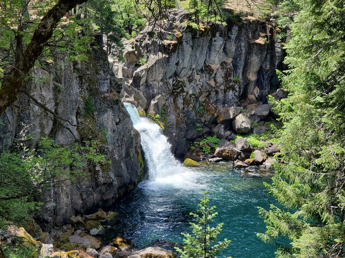 McCloud Falls - Upper Fall