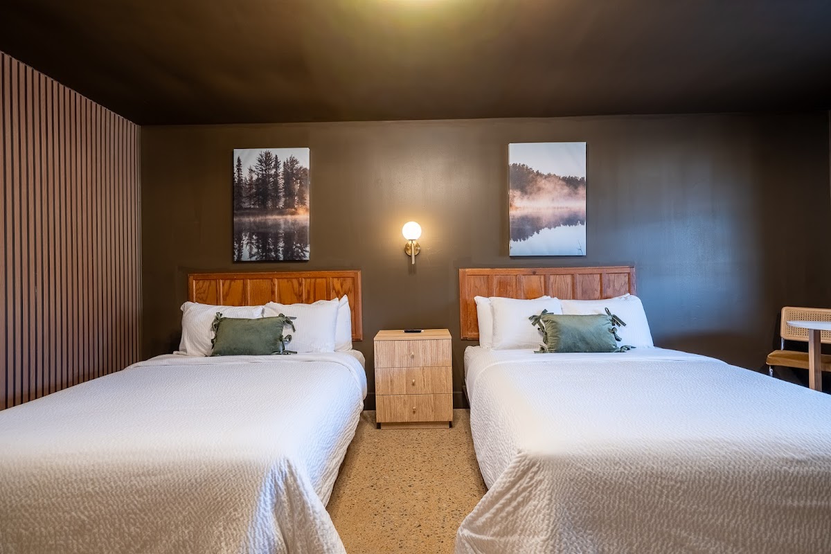 Woodland Parkview Motel