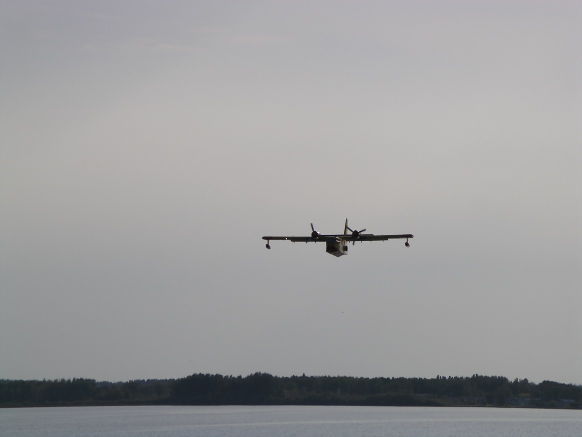 La Ronge (Barber Field) Airport (YVC)