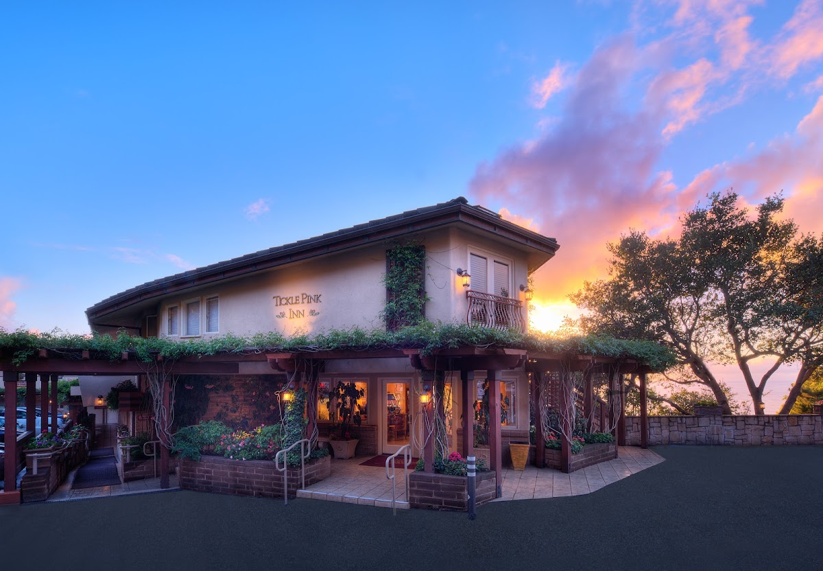 Tickle Pink Inn