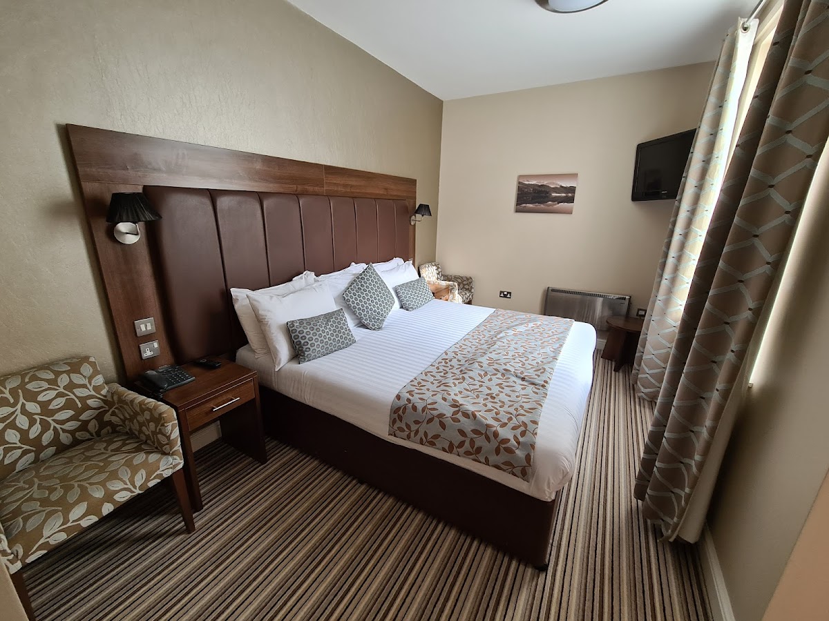 Twin Oaks Hotel photo 2