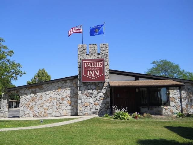 Value Inn - Oak Creek / I-94 Exit 322