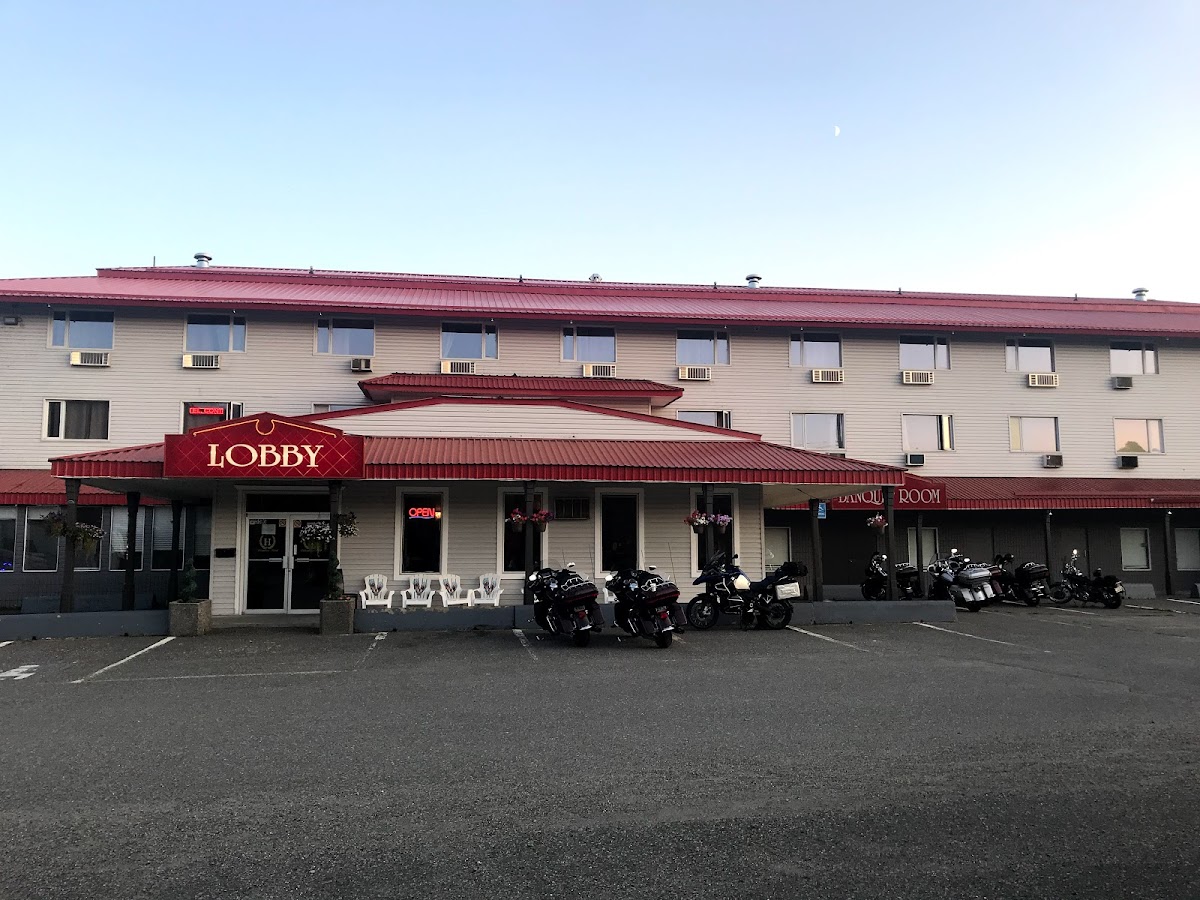 Hamilton Hotel Williamslake