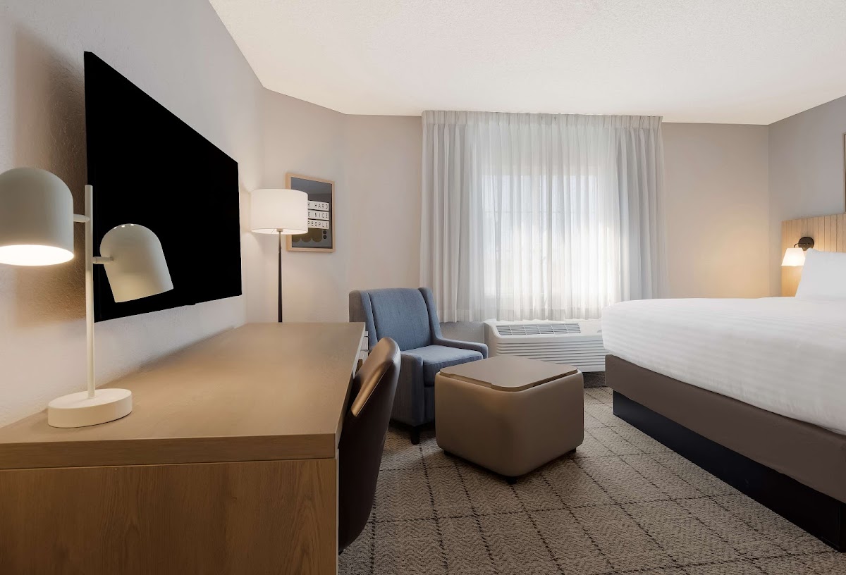 Sonesta Simply Suites Irvine East Foothill photo 2