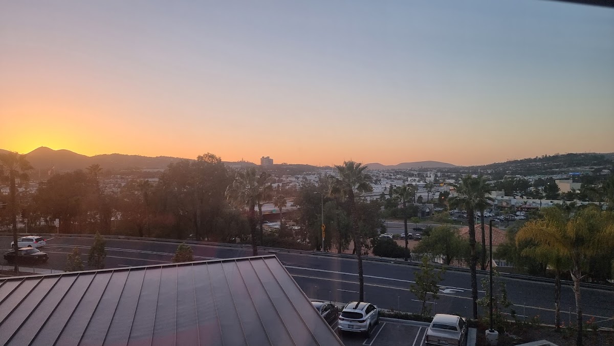 SpringHill Suites by Marriott San Diego Escondido/Downtown photo 2