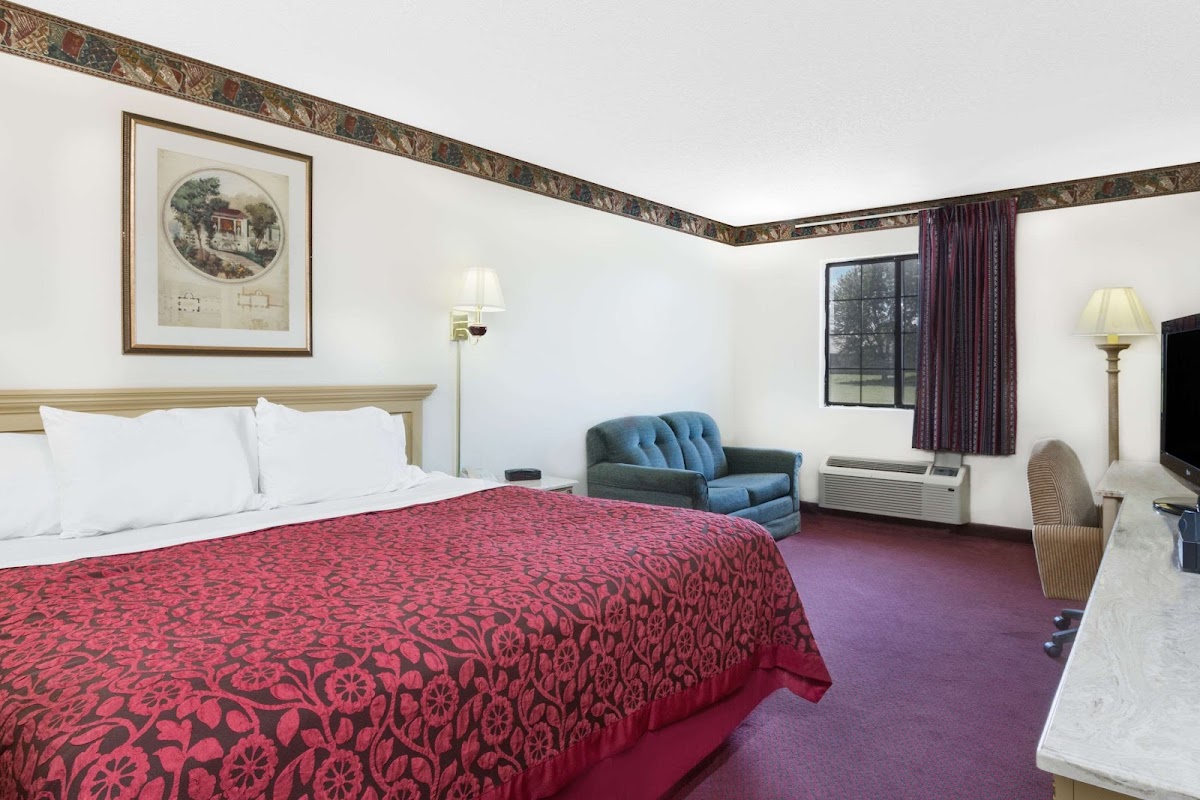 Days Inn by Wyndham Concordia photo 2