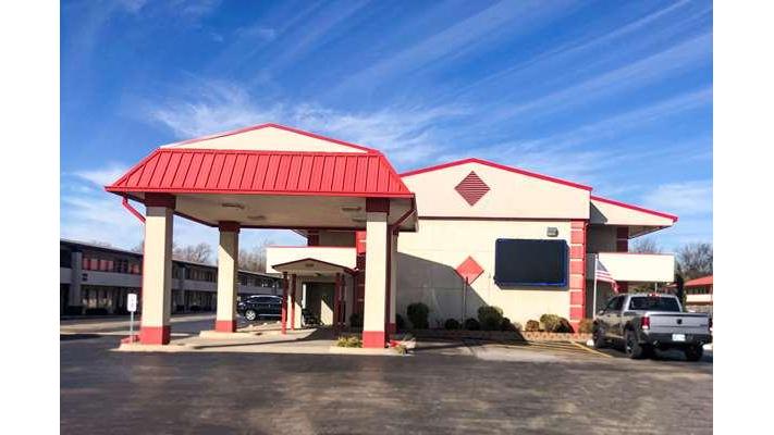 Econo Lodge Oklahoma City Northeast photo 3