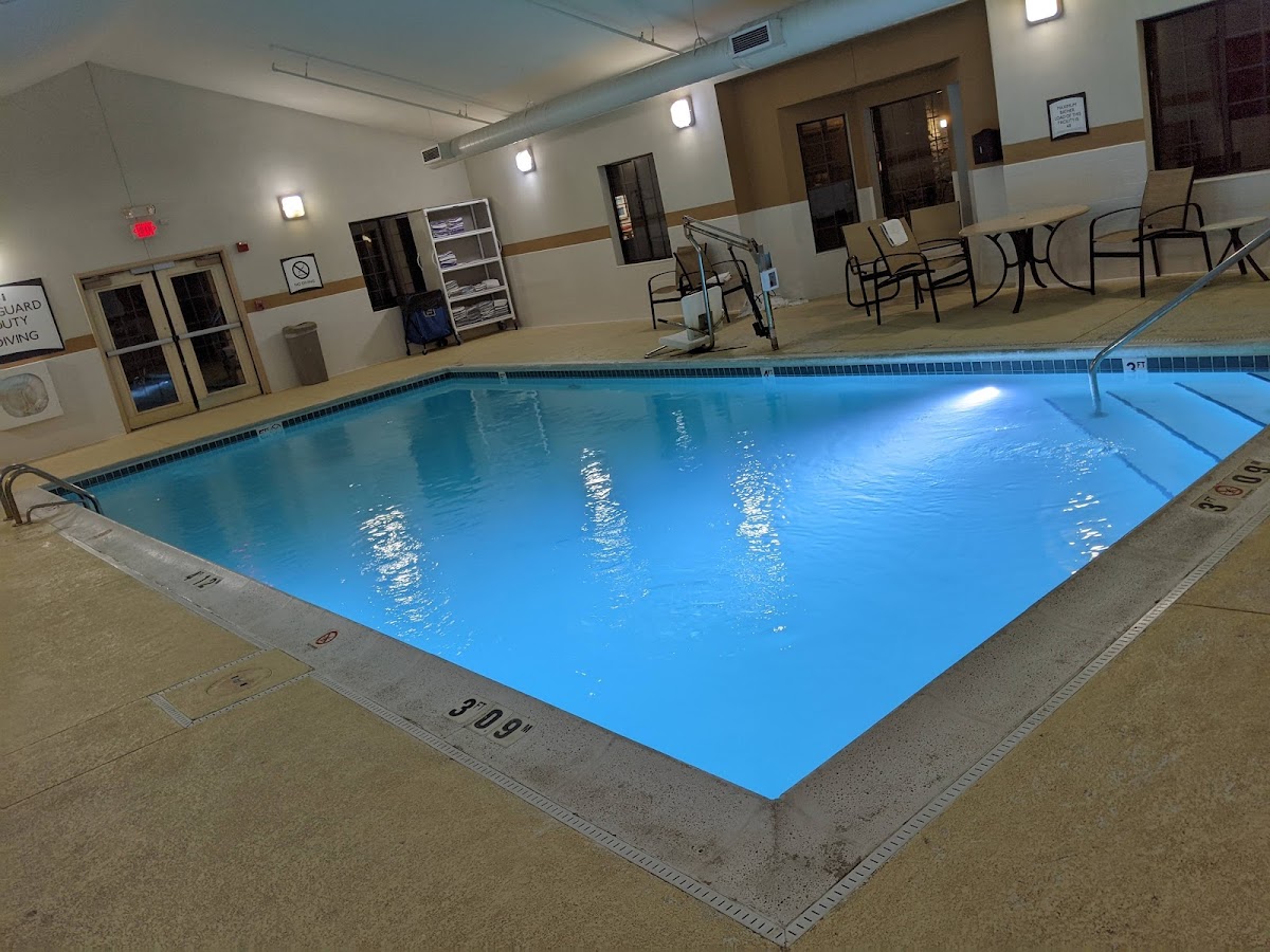 Staybridge Suites Chicago -- Glenview by IHG photo 3