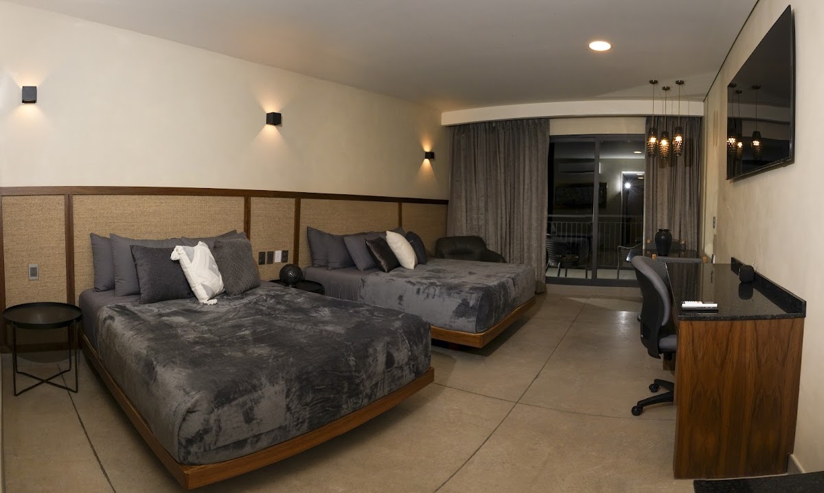 Hotel Zuma Colony photo 2