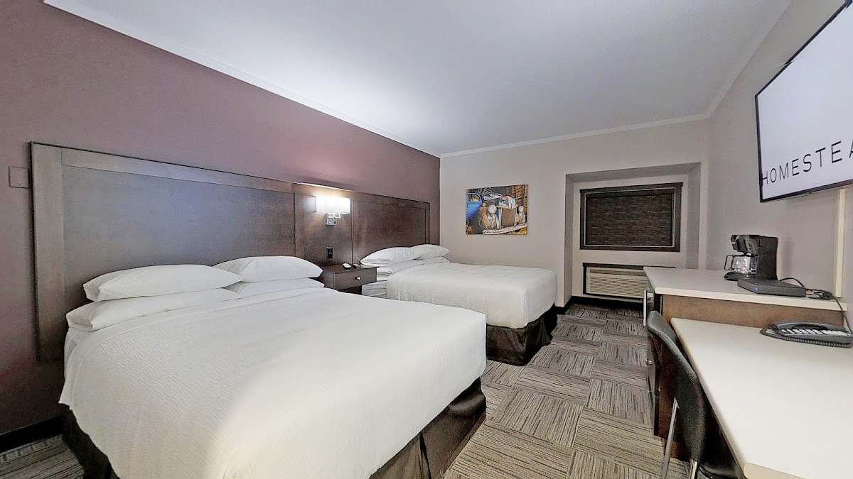 Homestead Inn & Suites