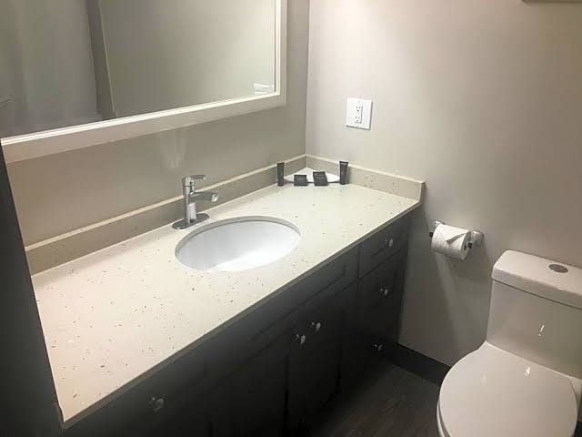 Homestead Inn & Suites photo 2