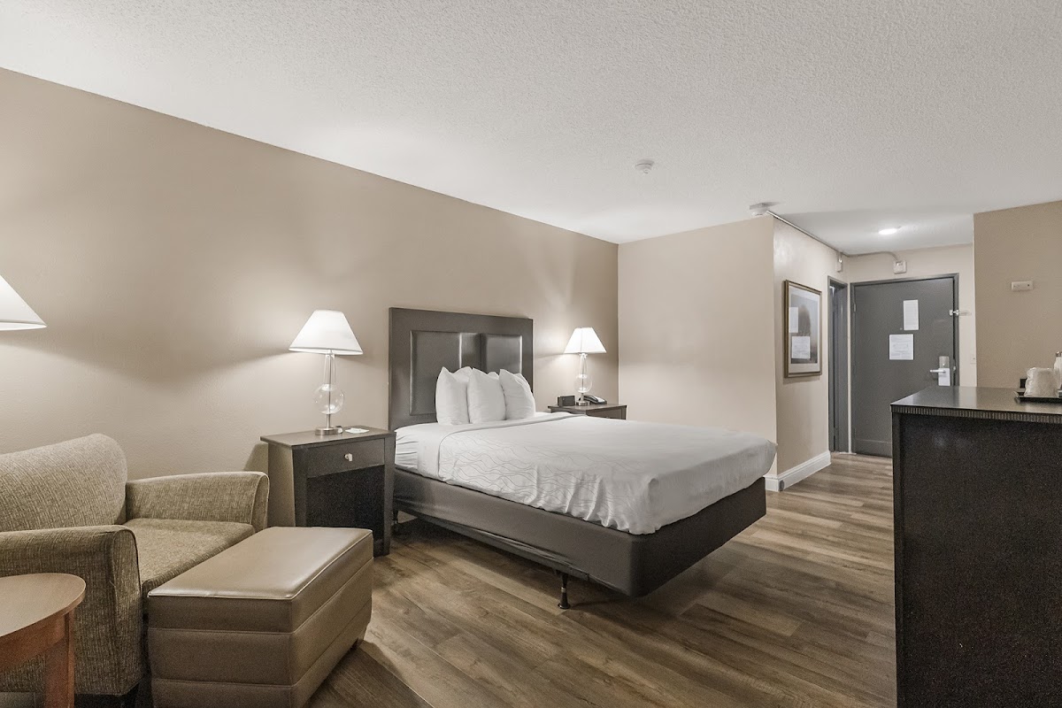 Sutter Inn photo 2