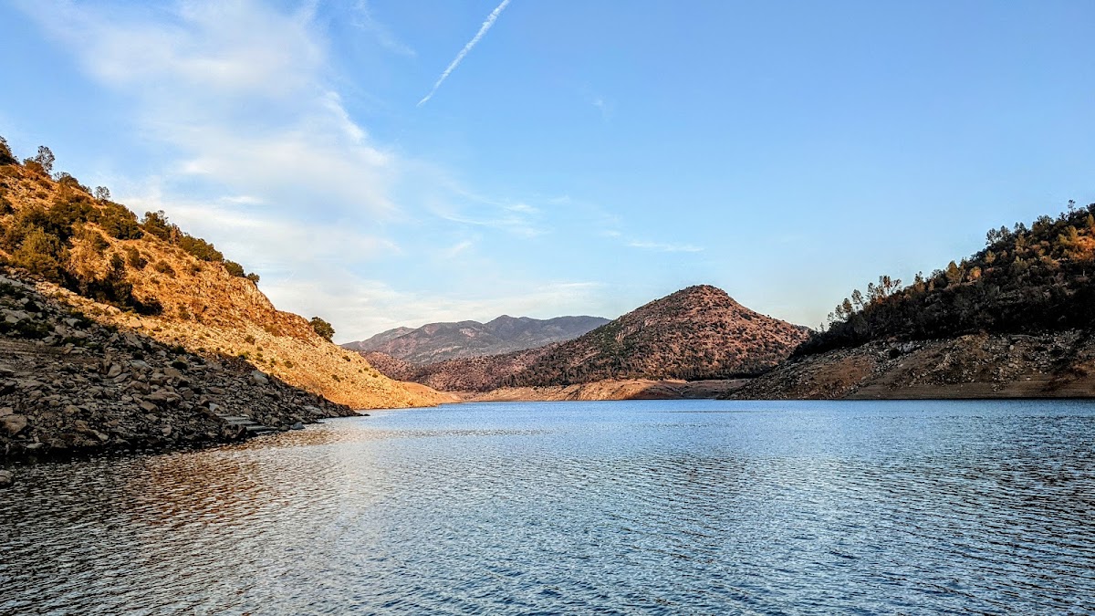 Pine Flat Lake