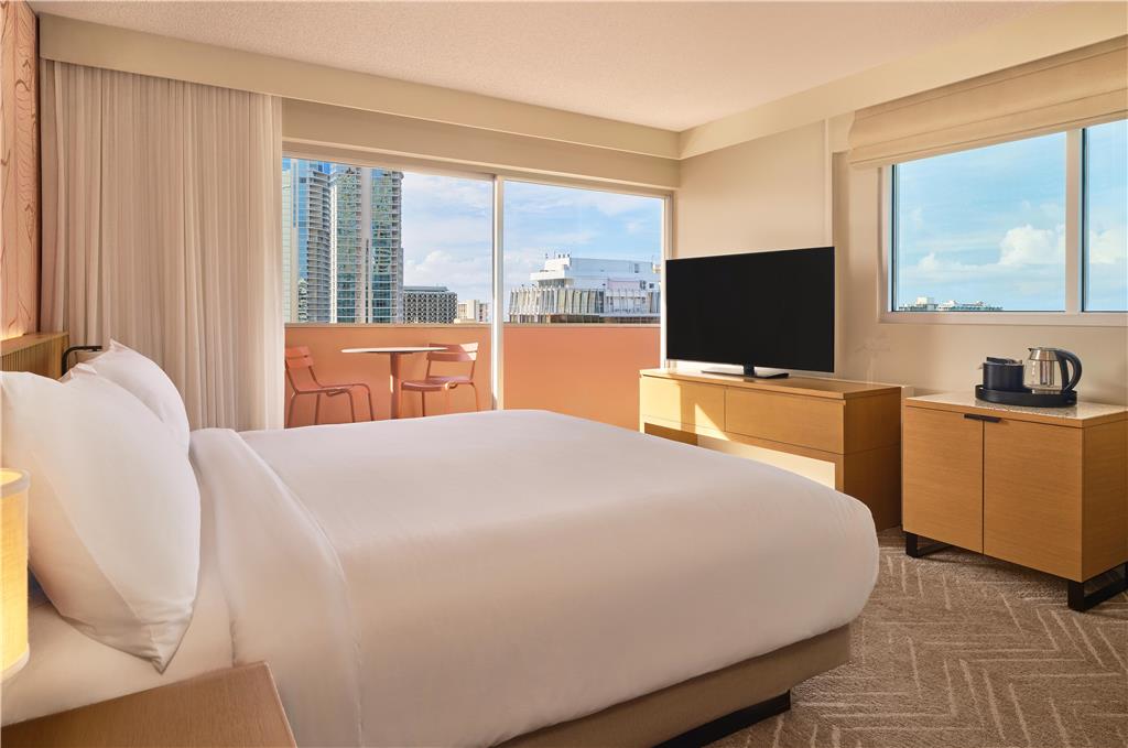 The Ambassador Hotel of Waikiki, Tapestry Collection by Hilton photo 3