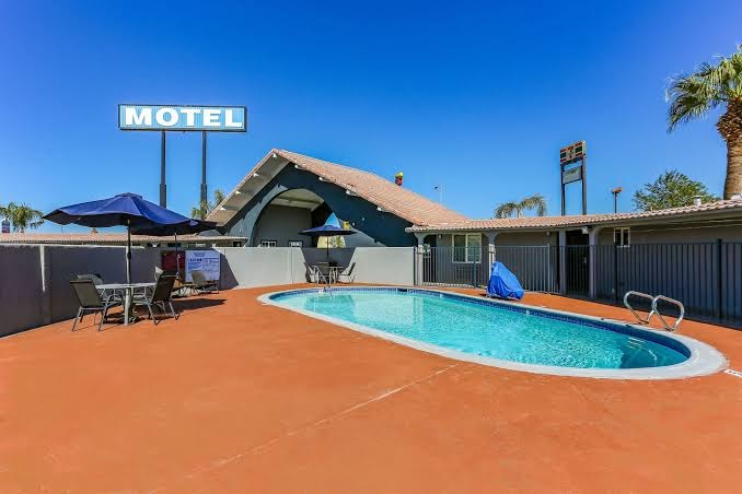Americas Best Value Inn & Suites El Centro photo 2