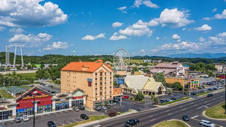 Mountain Vista Inn & Suites