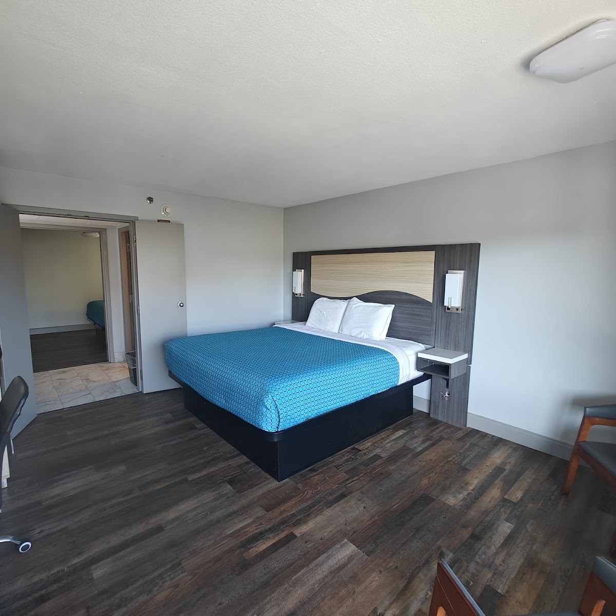 Mountain Vista Inn & Suites photo 2