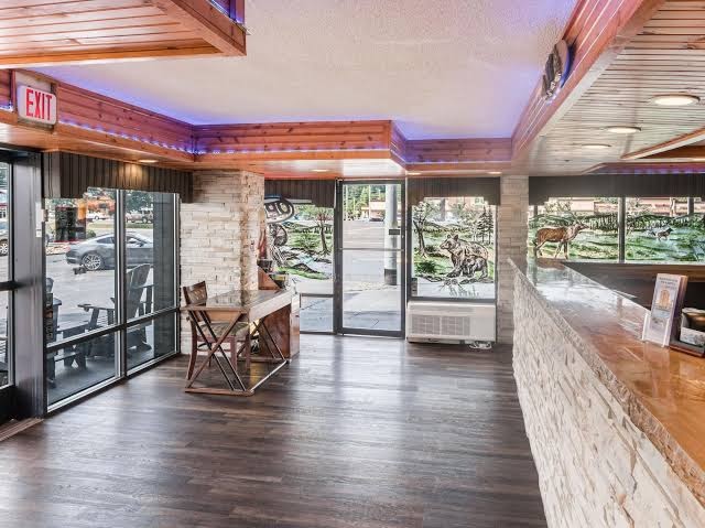 Mountain Vista Inn & Suites photo 3