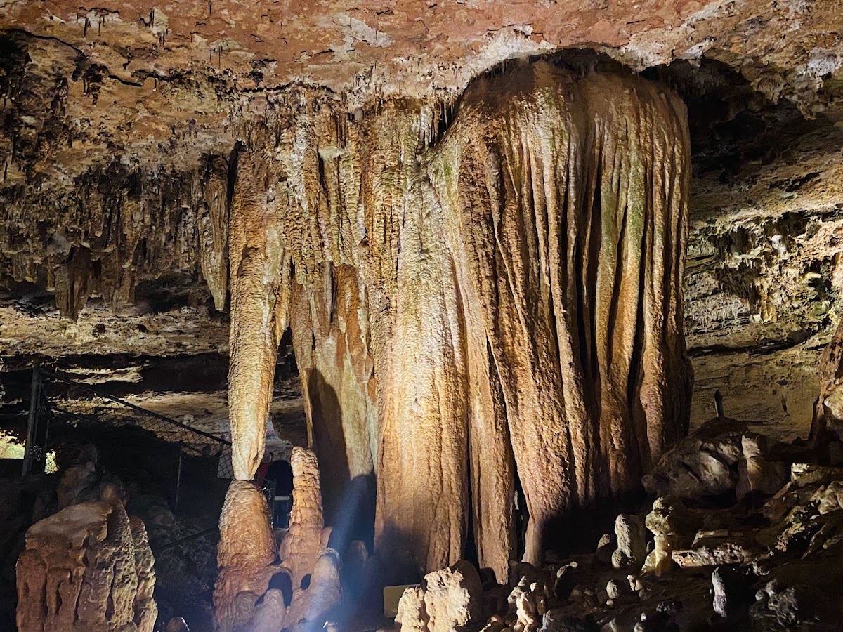 Onyx Cave