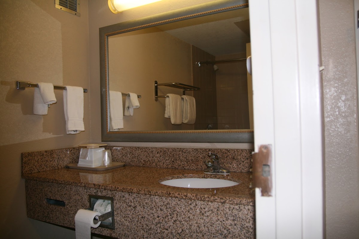 University Inn photo 3