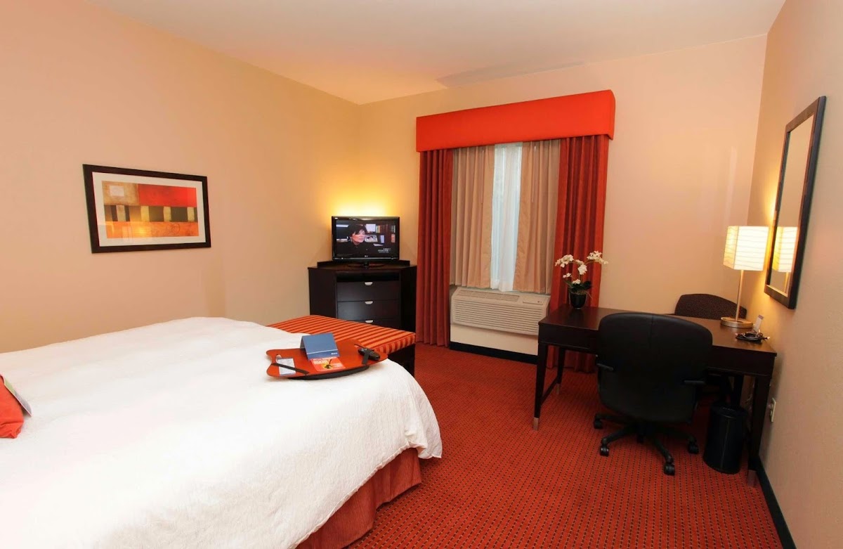 Hampton Inn & Suites Phoenix Chandler-Fashion Center AZ photo 3