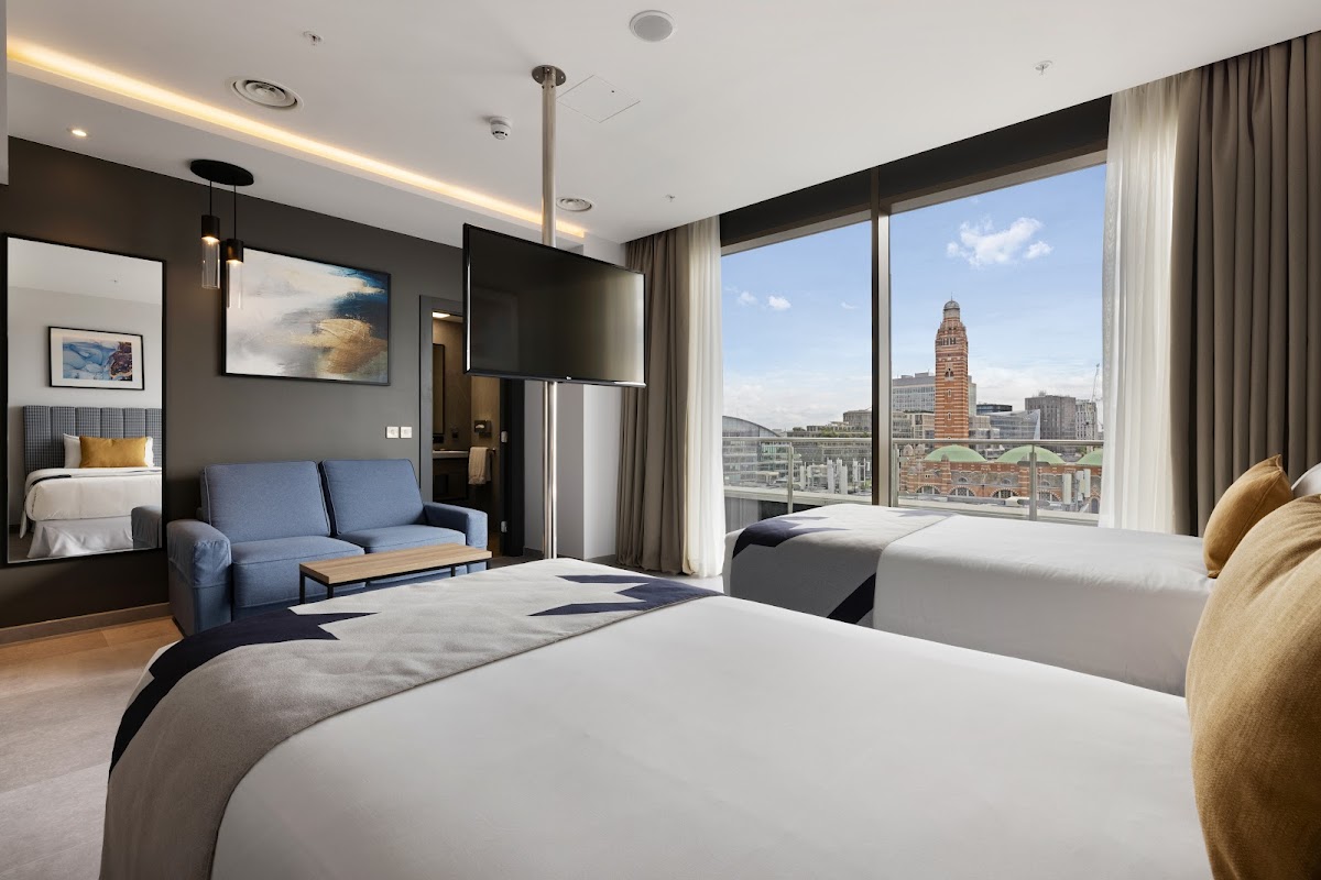 Hotel Riu Plaza London Victoria photo 2