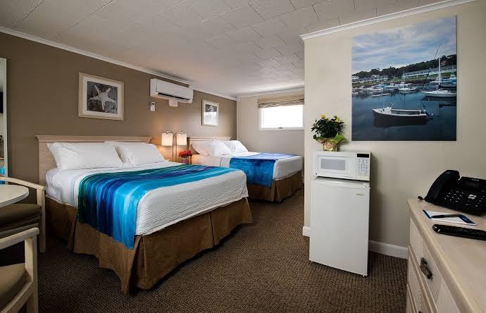 Footbridge Beach Motel & Cottages photo 2