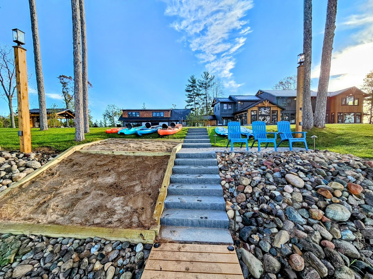 Spooner Lake Island Oasis photo 3