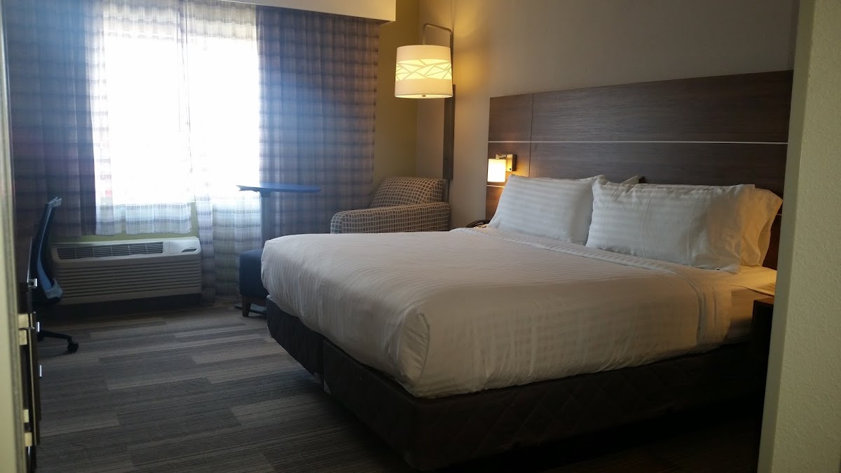 Holiday Inn Express & Suites Fort Mill by IHG photo 2