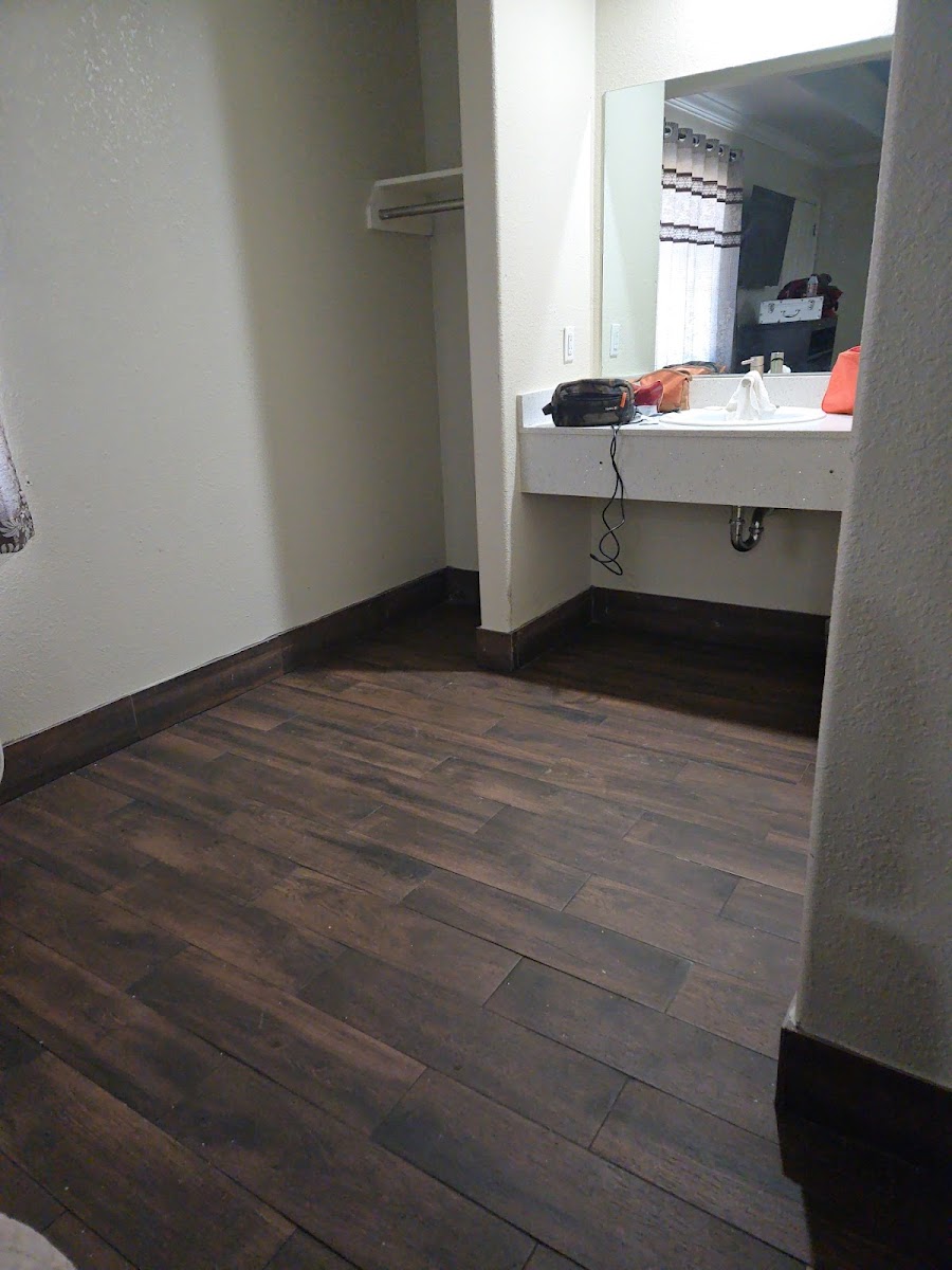 Diamond inn Houston TX photo 3