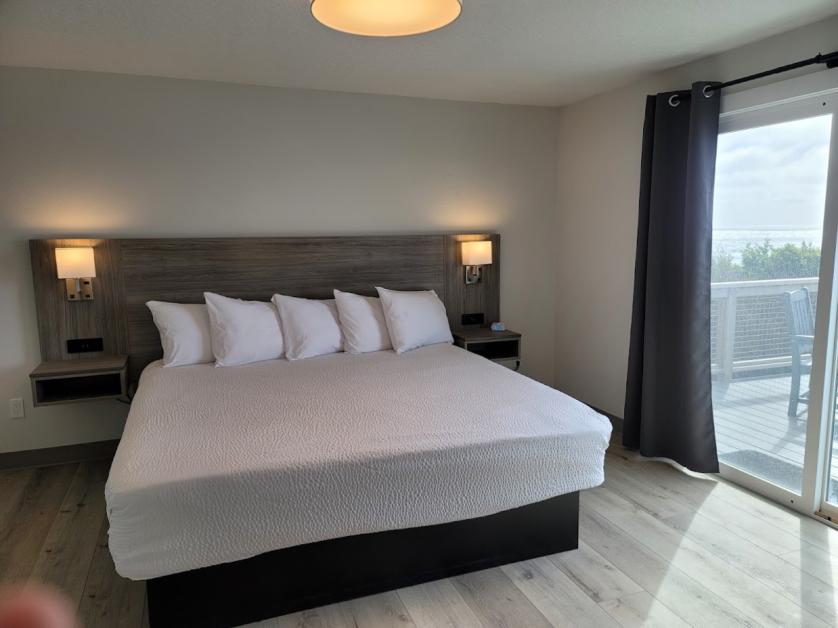 West Beach Suites photo 3