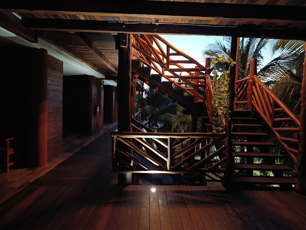 Secret Paradise photo 3