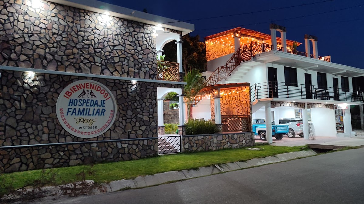 Hospedaje Familiar Perez