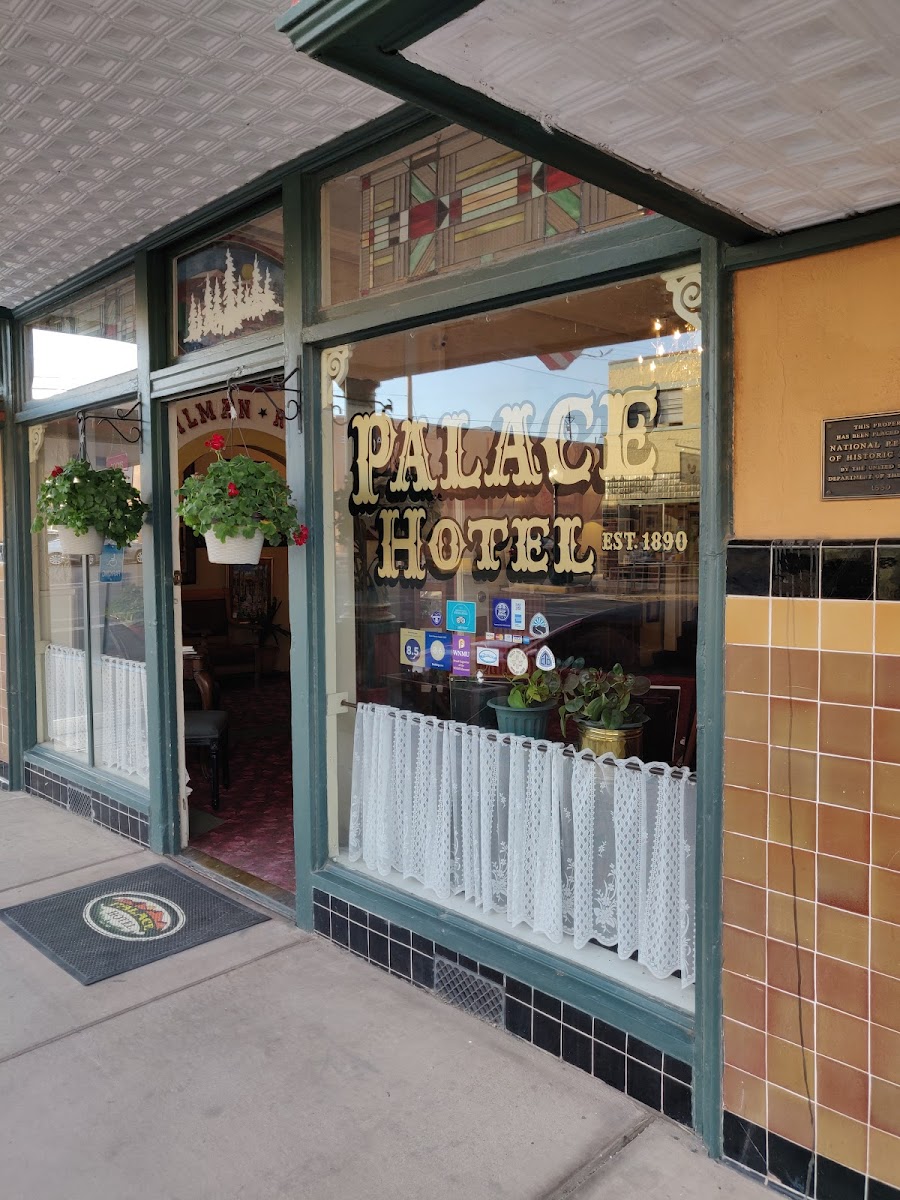 Historic Palace Hotel