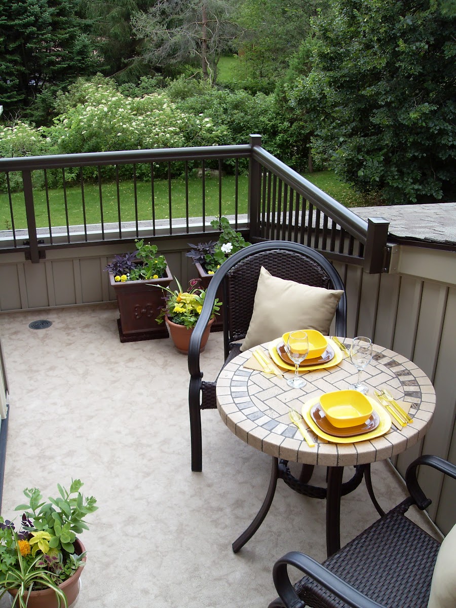 Colonial Creekside Grand Guest House