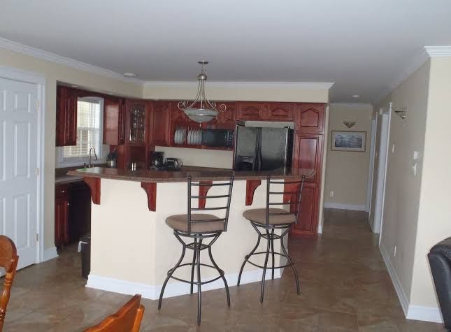 Dolan's Inn & Suites photo 3