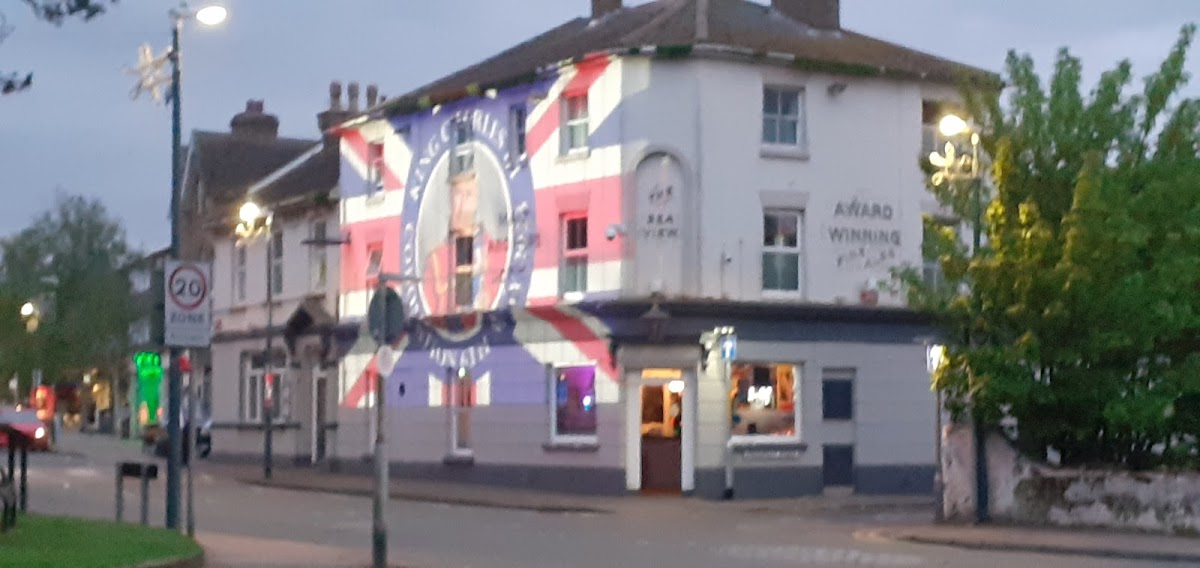 The Seaview Hotel & Bar