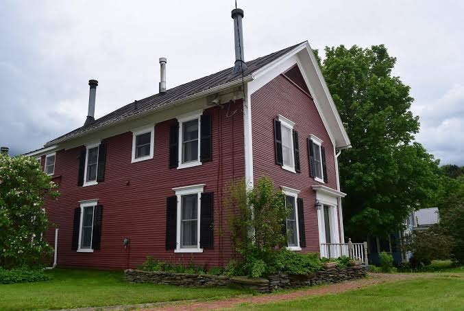 The Black Lantern Inn