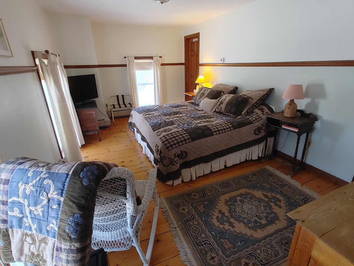 The Black Lantern Inn photo 2