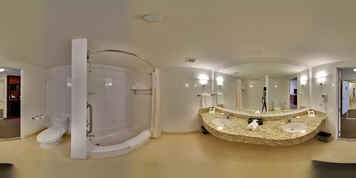 Hilton Garden Inn Montreal Airport photo 3