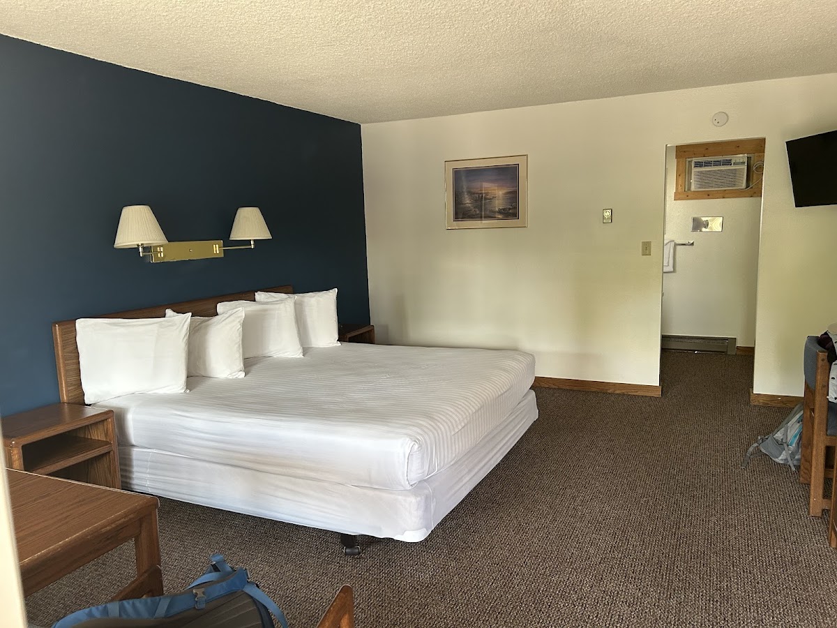 Golden Eagle Inn photo 2