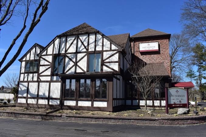 East Norwich Inn photo 2
