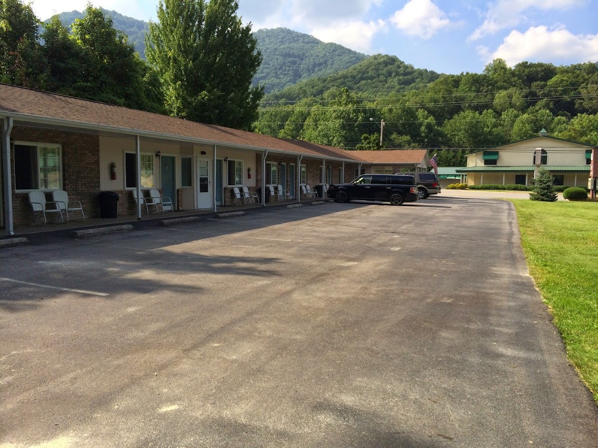 Cardinal Inn photo 3