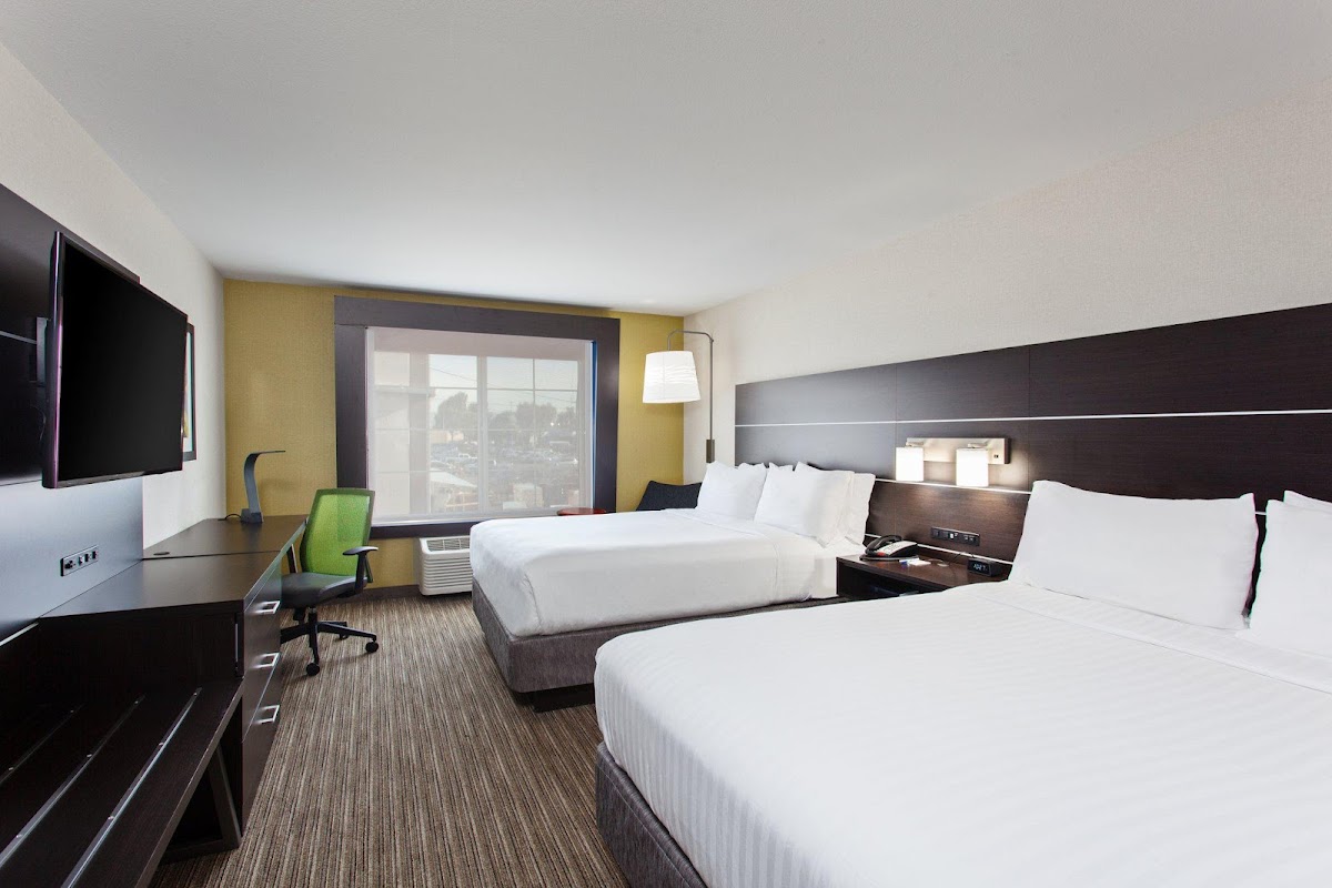 Holiday Inn Express & Suites Oakland-Airport by IHG photo 2