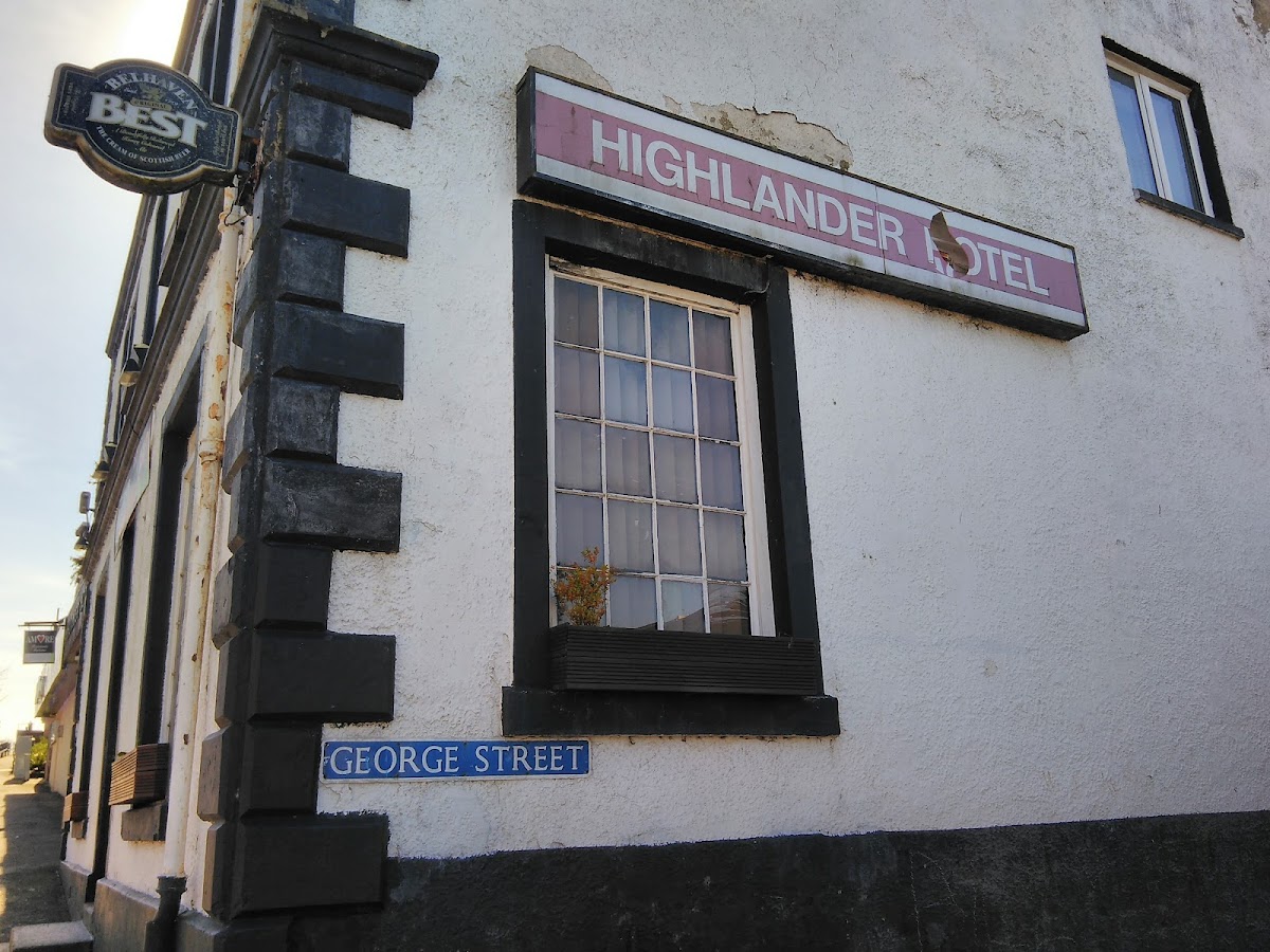 Highlander Hotel