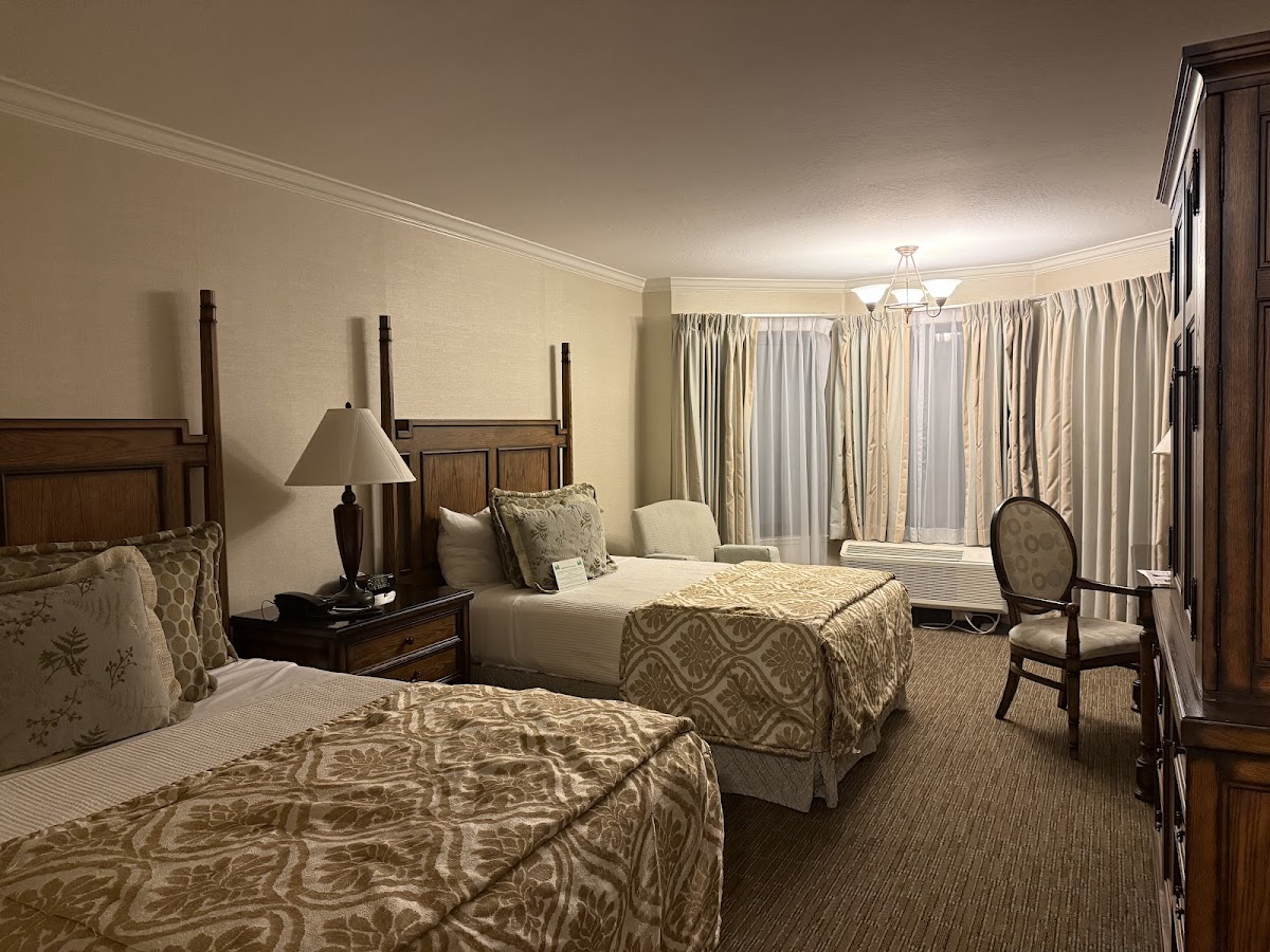 Chelsea Inn photo 2